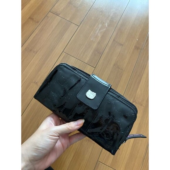 Loungefly Hello Kitty HK Full Size Wallet Black Y2k - Picture 1 of 6